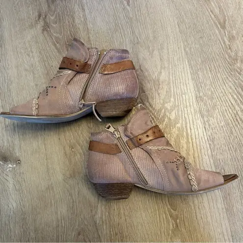 Miz Mooz Caitlin Ankle Leather Booties Peep toe shoes in Rose size 37/6.5-7