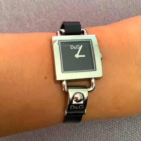 Dolce & Gabbana Ladies watch 🌹🌹