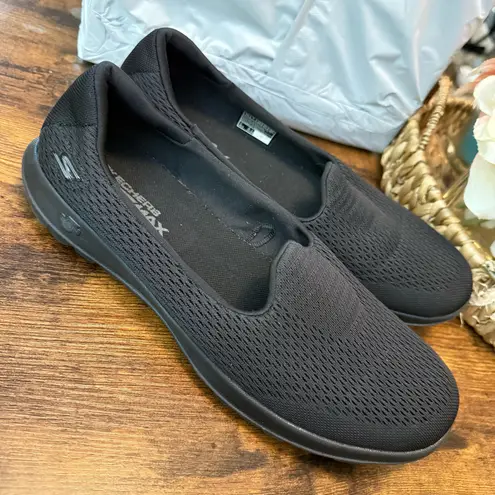 Skechers  Go Walk Joy Black Womens Size 10 Wide Width Slip On Shoes thumbnail 1