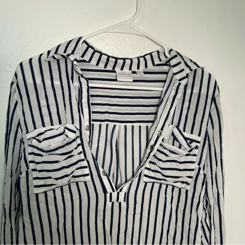 Soho New York & Co Popover Blouse Navy White Stripes Grommets Blue Size M