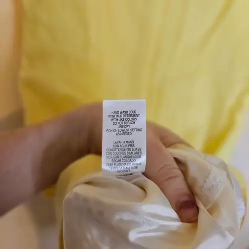 Sandra Darren Light Yellow Summer Dress Size 6P 6 Petite Wedding Bright Happy