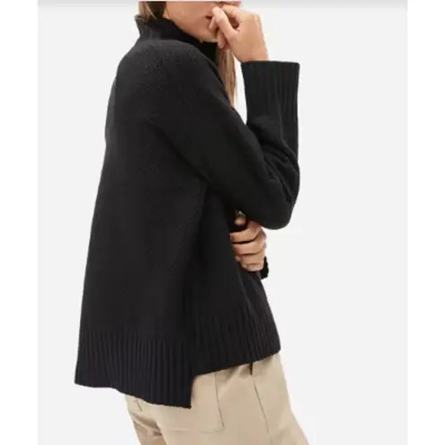 Everlane  The Stroopwafel Cashmere Turtleneck Sweater in Black