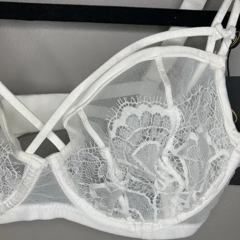 NWT Dita Von Teese Maestra White Lace Underwire Balconette Bra Size 32D