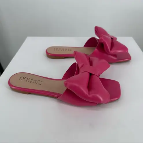 Journee Collection Fayre Slip On Flat Bow Sandals size 9 Slides Puffy NWOT