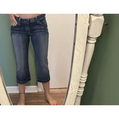 BKE Denim Lily Stretch Crop Jeans Size 28 Blue Mid Rise Flare Capri