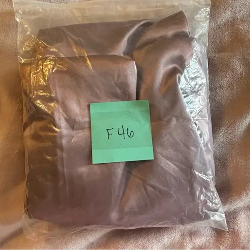 NWOT lilac satin prom dress cowl neckline spaghetti straps lace up back size 12 Purple