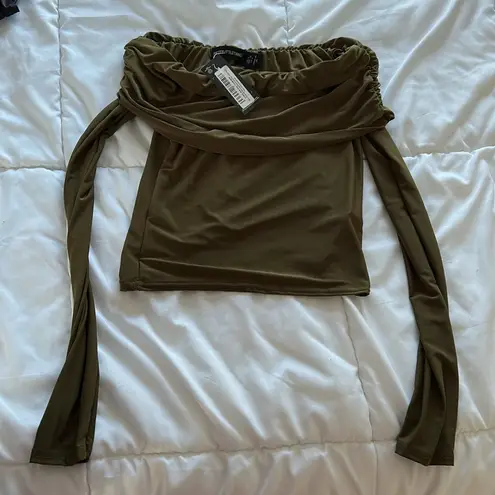 Pretty Little Thing Gorgeous Brand New with Tags  Olive Off the Shoulder Slinky Top
