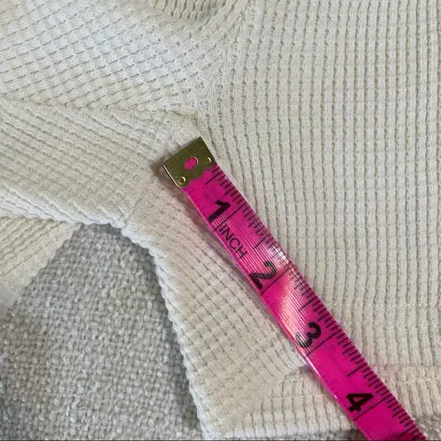 DC Shoes Women’s Old School Shorts White Size M