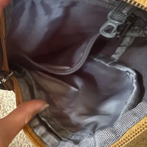 Chic Navy and Tan Crossbody Bag Gray