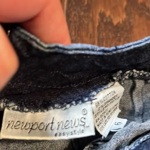Newport News Vintage Jean Capris Size 6
