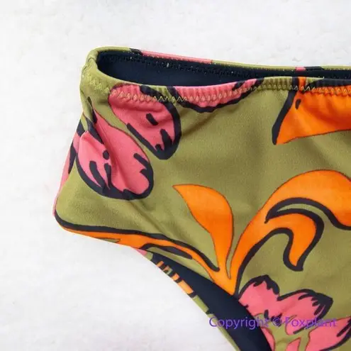 New! Set! Seea Brasilia Reversible Bikini Top and Bottom , Freya, size XS Green