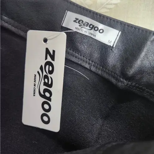 Zeegoo Women Basic Versatile Faux Leather Mini Skitt Size M. B27 Black Size M