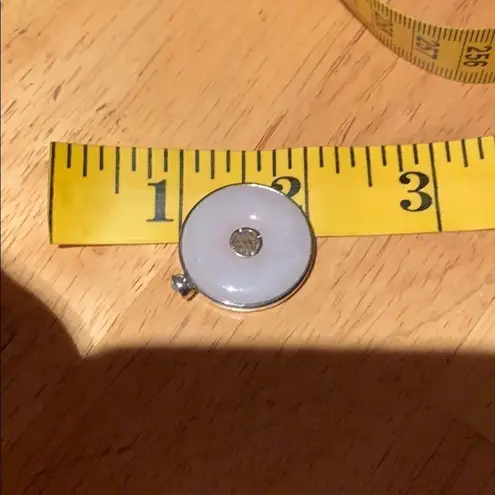 𝅺light purple and silver jade pendant