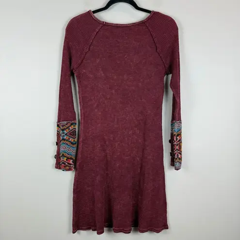 Able Sweater Dress Women's Small Burgundy Texture Knit Geometric Button Cuffs Red