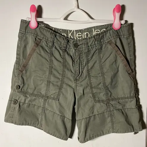 Calvin Klein Jeans Lightweight Cotton Khaki Shorts, Army Green, Pockets Size 6