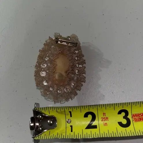 None Vintage Beaded Lace Easter Bunny Brooch