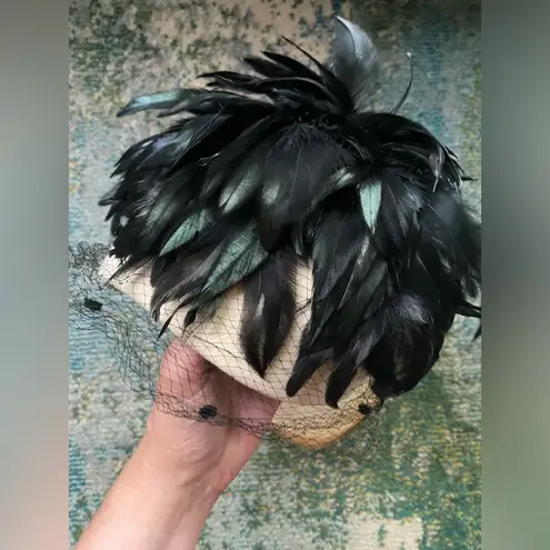 Vintage 50/60s Don Anderson wool cream hat with black ostrich feathers and veil