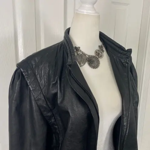 Genuine Vintage black leather bomber jacket M Size M