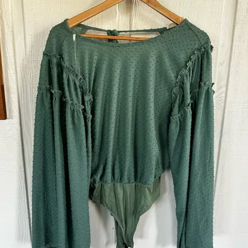 Peach Love California Peach Love Boutique Elegant Green Women's Bodysuit