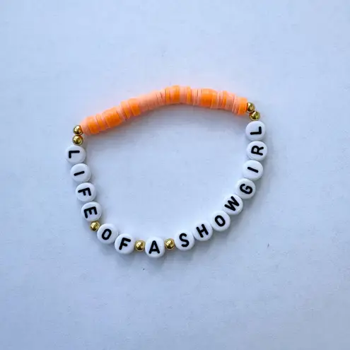 Taylor Swift (1) Showgirl friendship bracelet