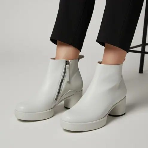 Ecco Shape Sculpted Motion 35 Women’s Sz 8.5 Cream Leather Platform Ankle Boots
