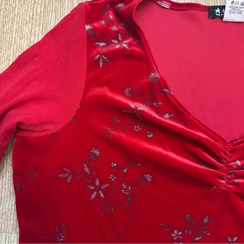 Actress Red Velvet Sparkle and Micromesh 3/4 Sleeve Top Size L