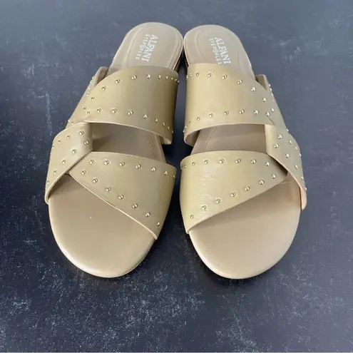 Alfani Women’s Danicah Studded Flat Sandals Nude Sz 9.5