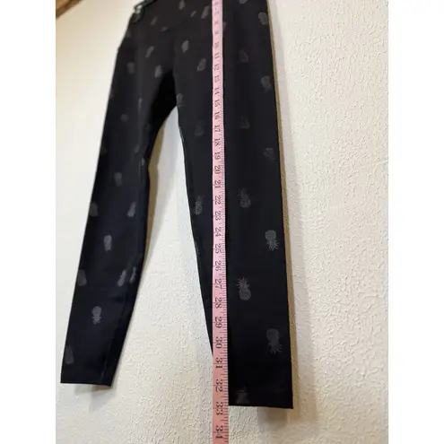 Beyond Yoga High Waisted Leggings Sz M Black Novelty Print Pineapple