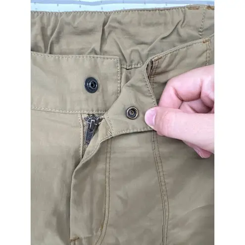 Mountain Hardwear  Womens Shorts Sz 8 Khaki Outdoorsy GorpCore Athleisure Classic