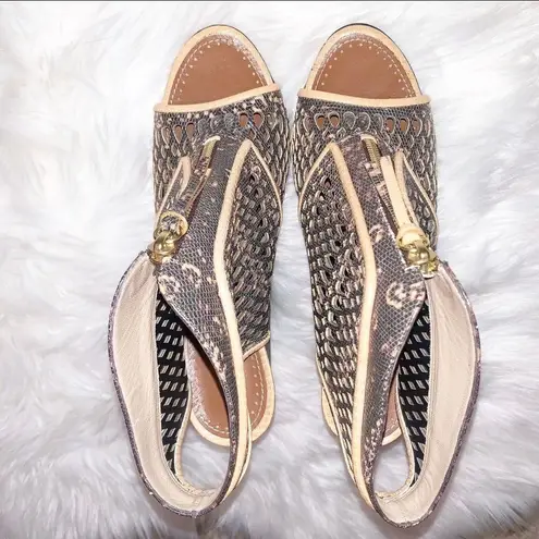 Proenza Schouler Zip Front Laser Cut Leather Booties Size 8.5