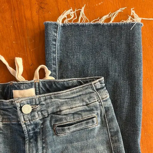 MOTHER laced hustler women’s Blue Ankle Cropped Jeans w Distressed Details sz 24