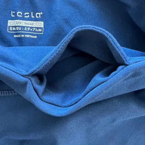 Tesla shorts size Small blue compression bike biker yoga