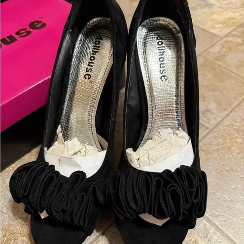 Dollhouse | Elegant Black High Heels ignite