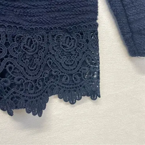 Hannah Knit Sweater Women’s Size XL navy eyelet lace V