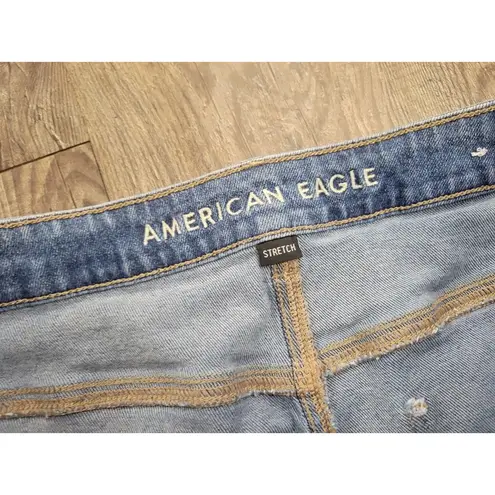 American Eagle  Outfitters Stretch Mom Jeans Size 18R Medium Wash