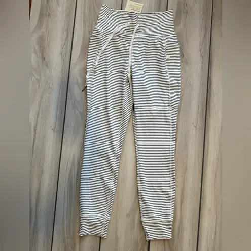 Halara  High Waisted Drawstring Striped Yoga Leggings with Pockets Small Grey NWT