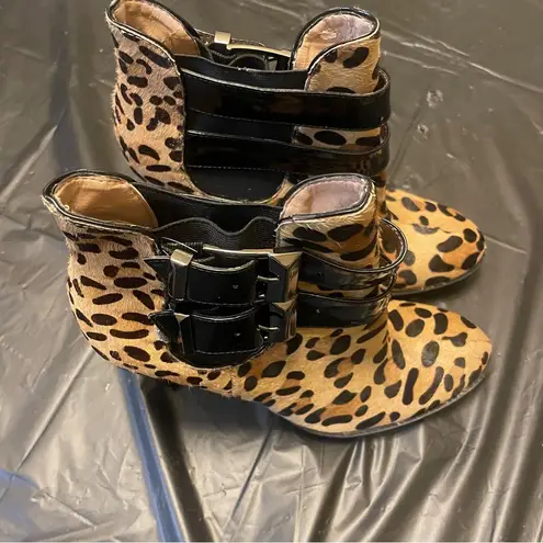 Rachel Roy NWOT Calfskin Platform Boot - Women Size 8.5 - Leopard