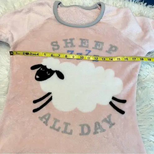 Sonoma Sheep Print pajamas Long sleeve top (no tag) & bottoms (large)  pink gray