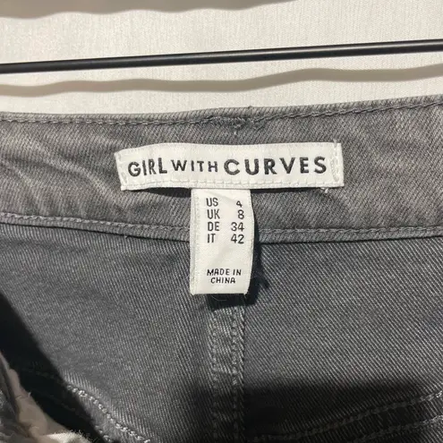 New Girl With Curves Raw Hem Ankle Length Girlfriend Jeans Gray Wash Size 4