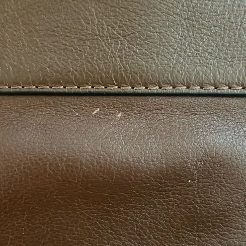 Tommy Bahama ✨ Isla Plata Leather Tote✨