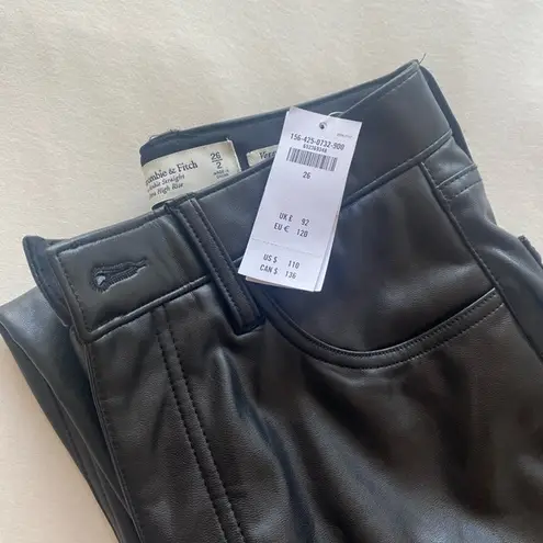 Abercrombie & Fitch Abercrombie vegan leather curve love ultra high rise straight pant short size 26