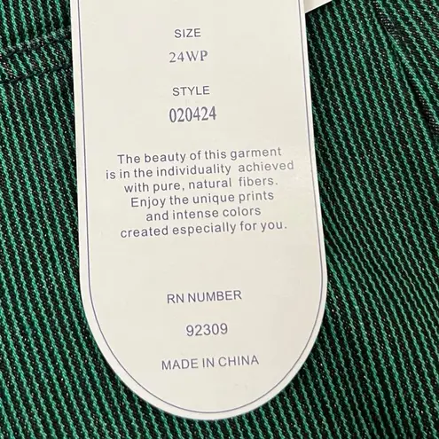 Diane Gilman NWT DG2  Green Pinstriped Jeans Pants Size 24W Petite