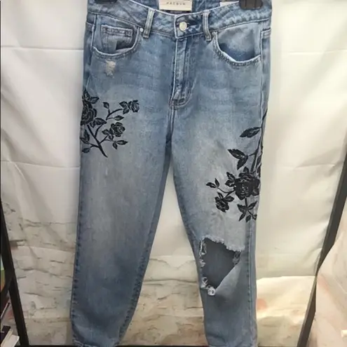 PacSun  Floral Embroidered Distressed Denim Mom Jeans Elevated Modern Style