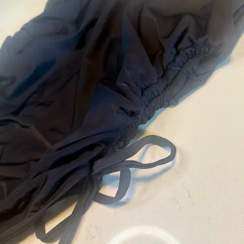 NWOT Elegant Cinched Black Women's Swimsuit Size Large