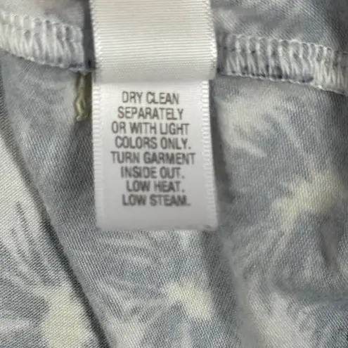 St. John Sport Womens M White Navy Yellow Daisy Print 3/4 Sleeve Stretch Medium