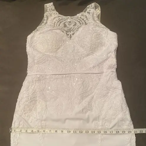 Women’s White Wedding Dress Mermaid Fit Corset Back with Train Size 14 White
