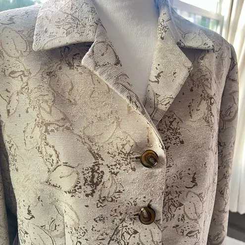 Le Suit Le Suite Blazer Womans size L Taupe Floral Brocade Blazer with Tortoise Casual