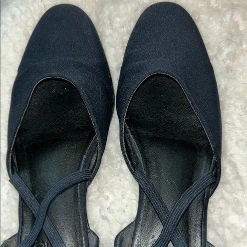 Munro Black Heels with Sleek Design