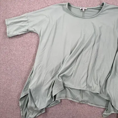 White Birch Handkerchief Hem Tunic Top Women's Medium Green Short Sleeve