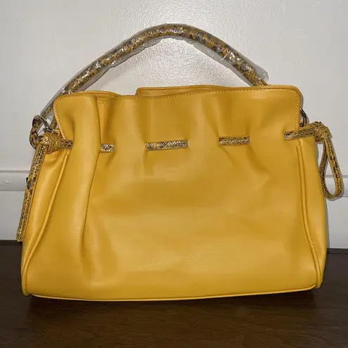 Badgley Mischka NWTs Yellow Buttery Soft Handbag/Crossbody w/Snakeskin Handle